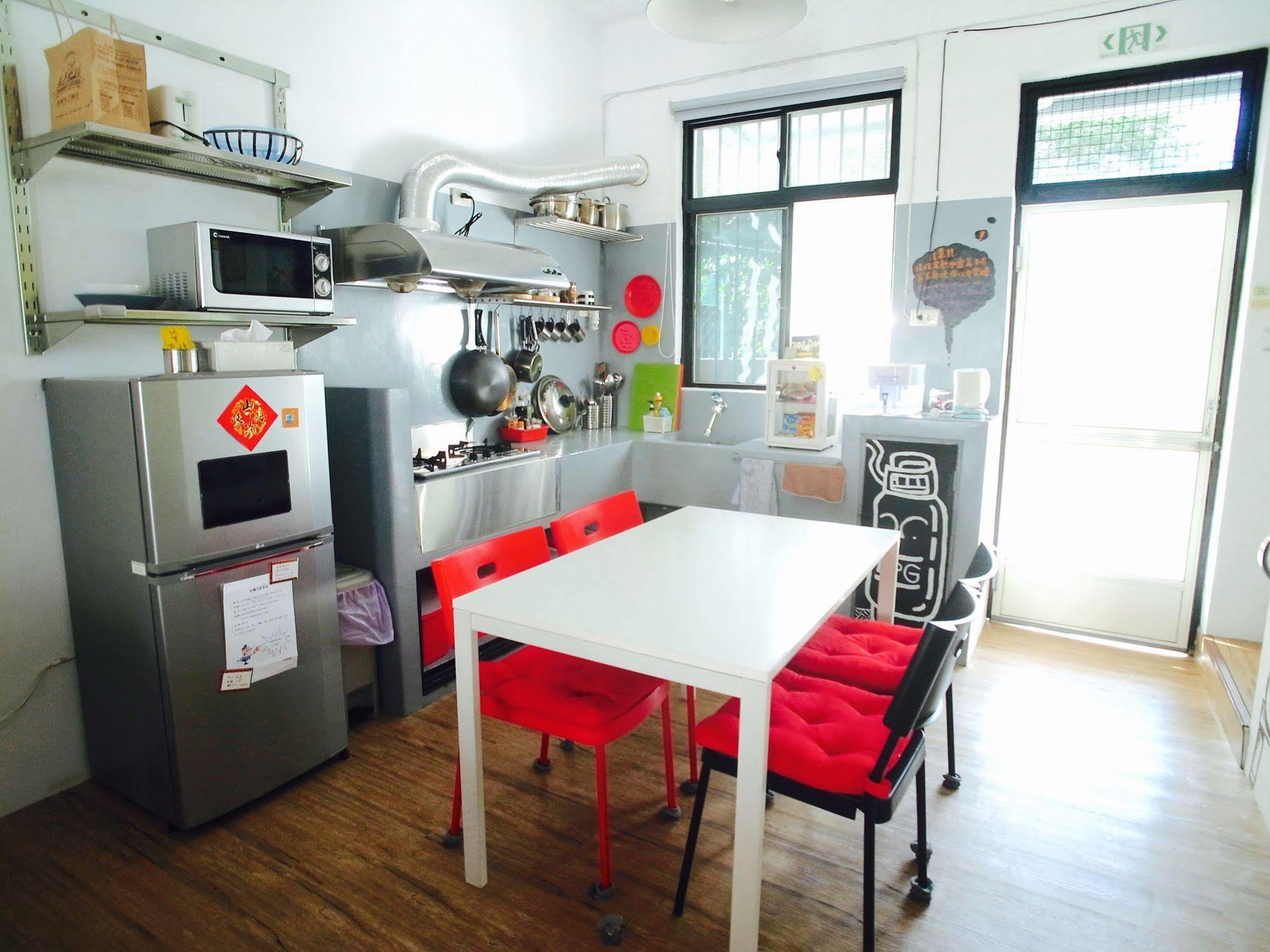都蘭朋友家 Dulan Friends Hostel Тонхэ Экстерьер фото