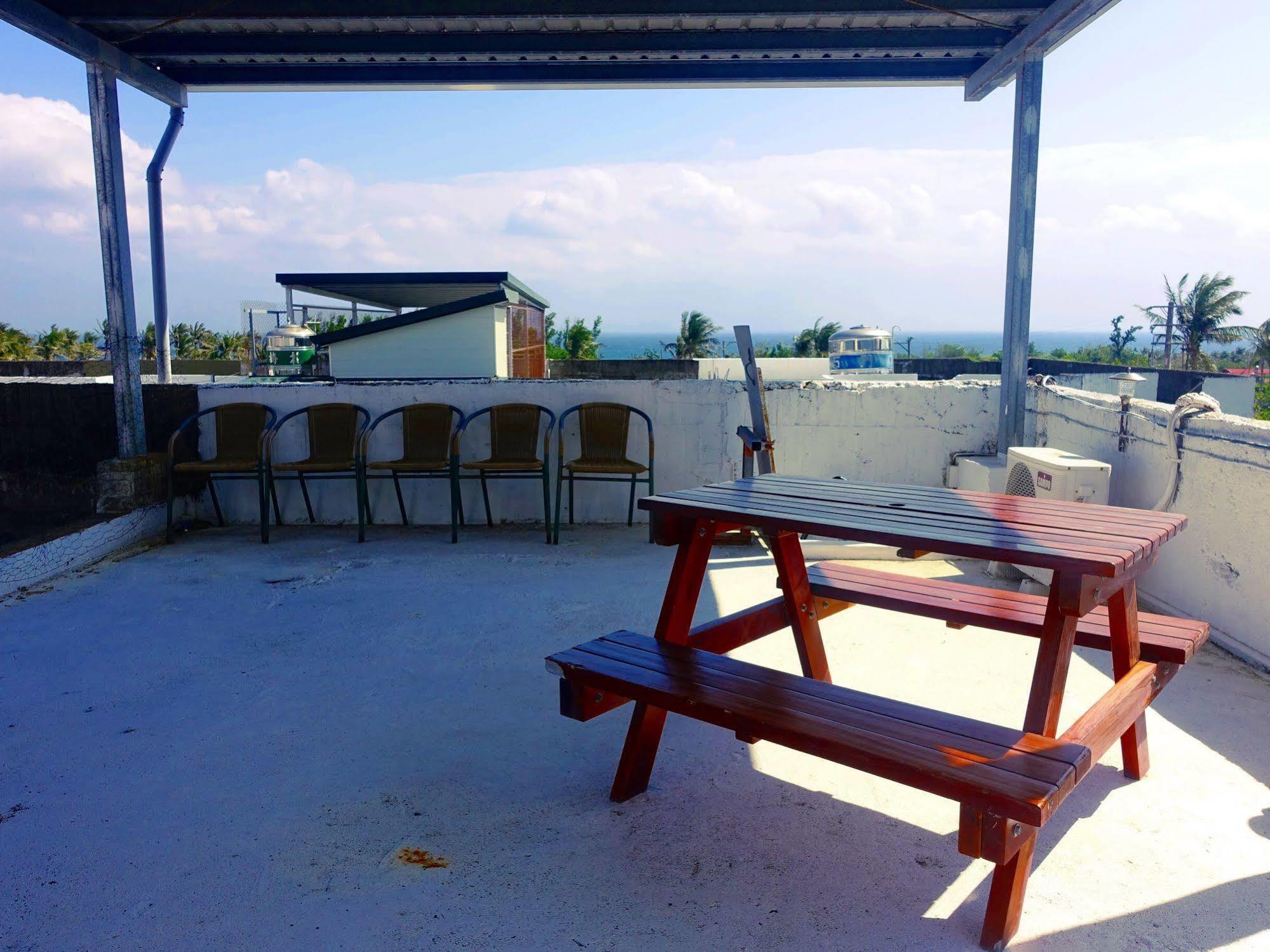 都蘭朋友家 Dulan Friends Hostel Тонхэ Экстерьер фото