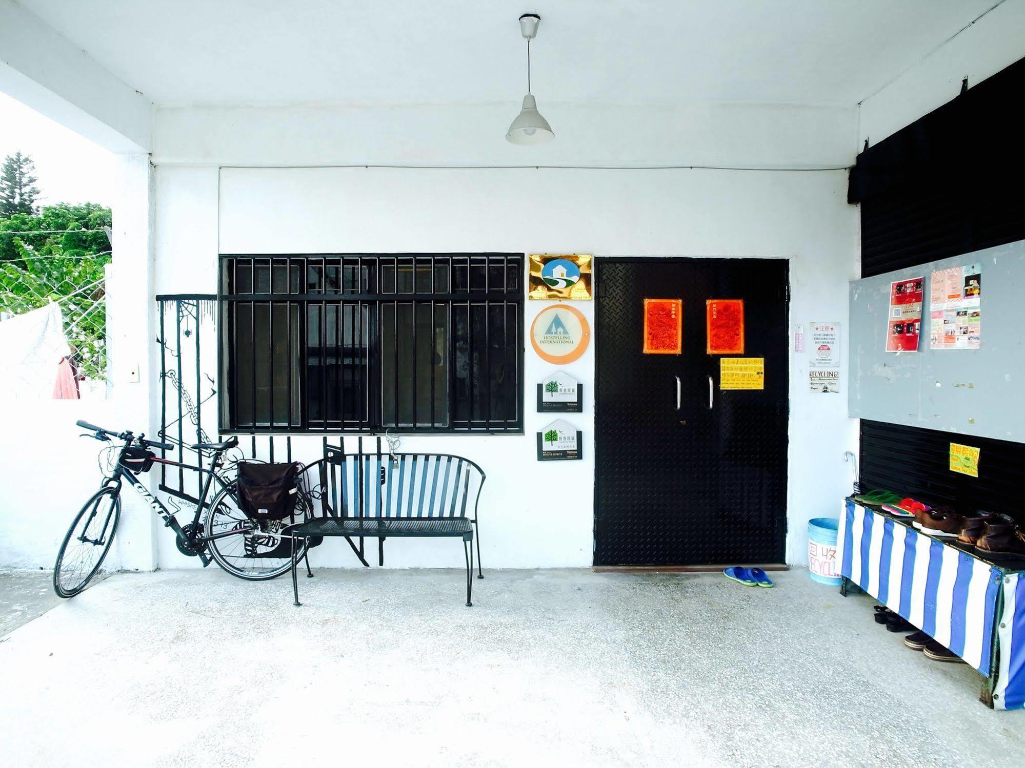 都蘭朋友家 Dulan Friends Hostel Тонхэ Экстерьер фото